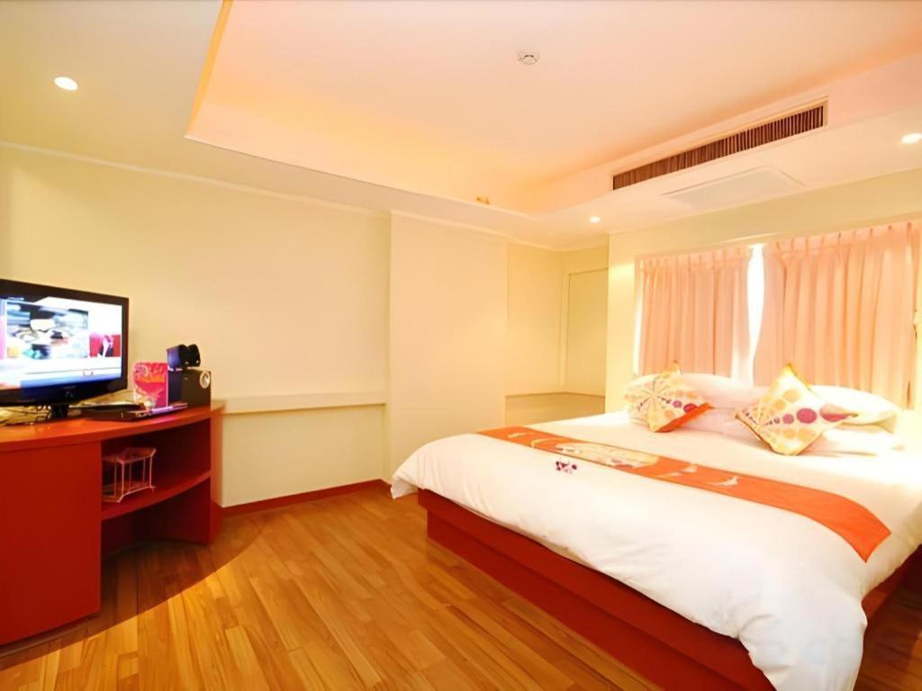 Hip Hotel Бангкок Екстер'єр фото