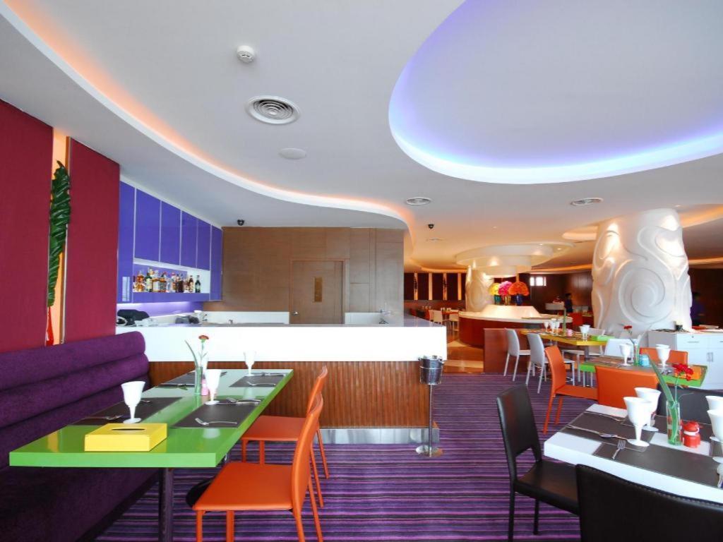 Hip Hotel Бангкок Екстер'єр фото