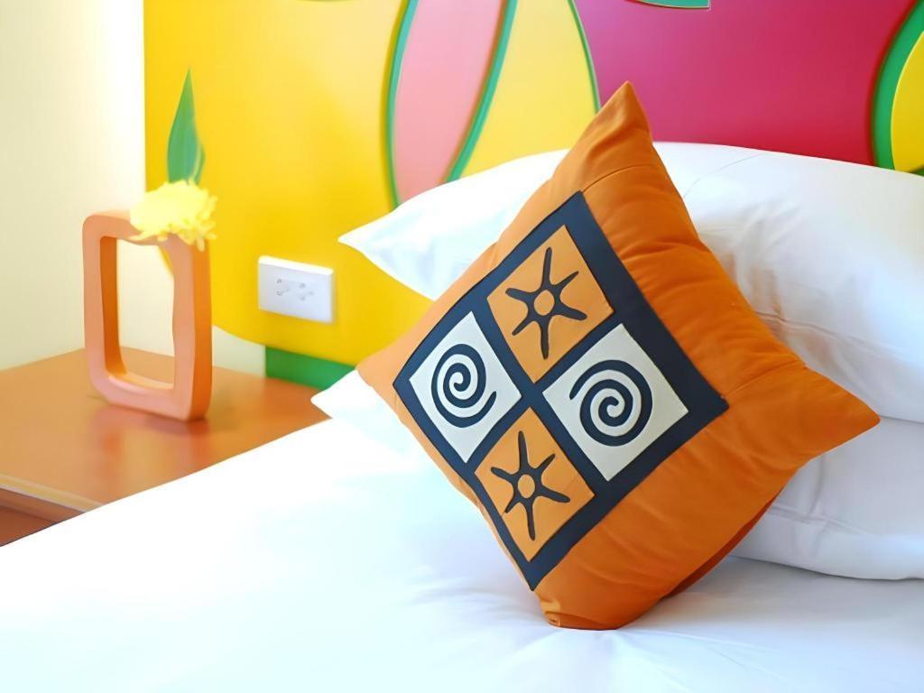 Hip Hotel Бангкок Екстер'єр фото