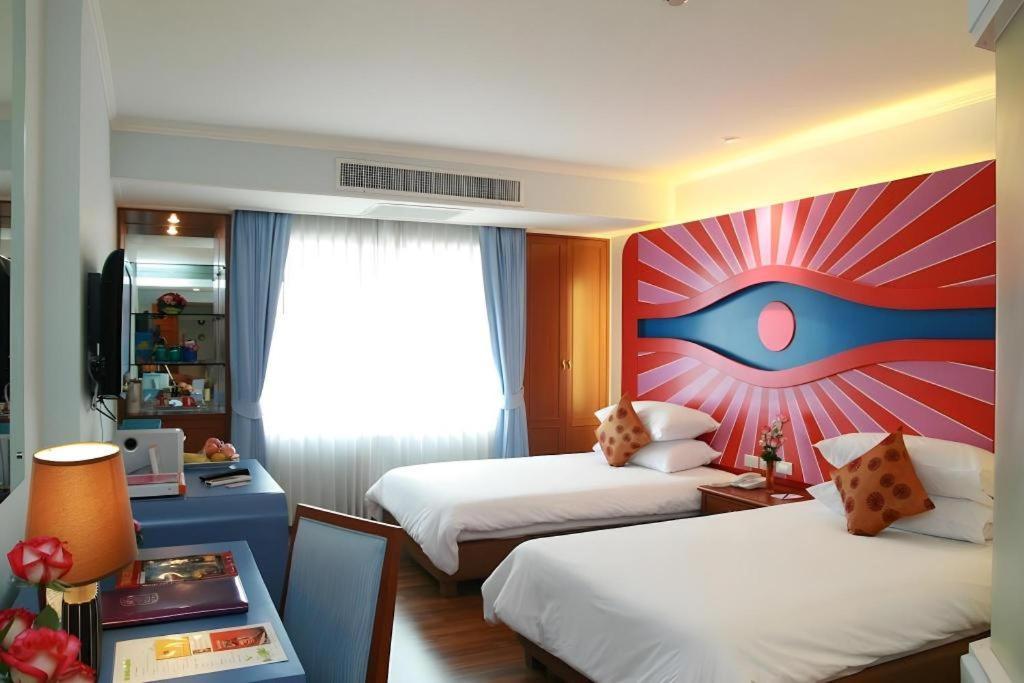 Hip Hotel Бангкок Екстер'єр фото