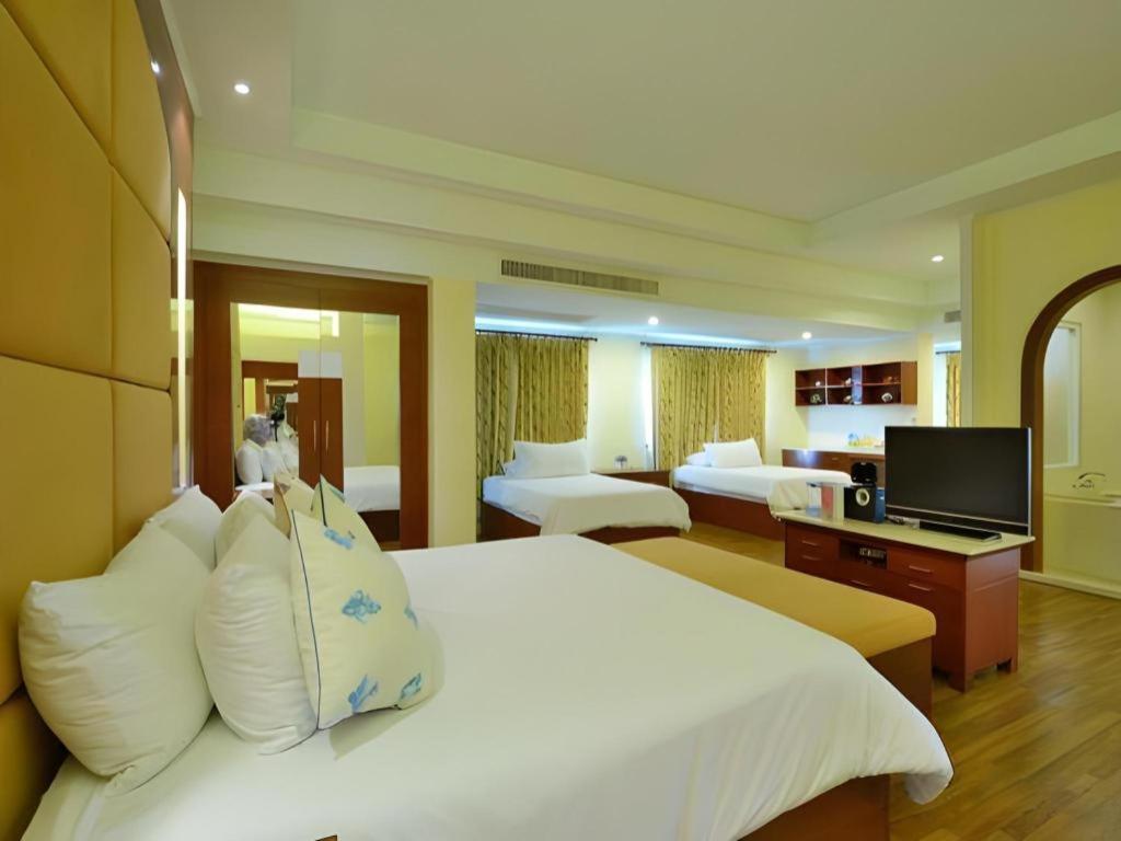 Hip Hotel Бангкок Екстер'єр фото