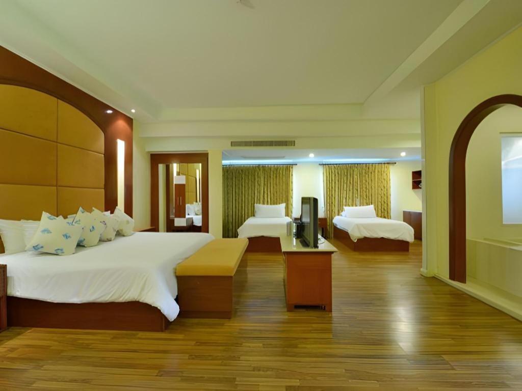 Hip Hotel Бангкок Екстер'єр фото